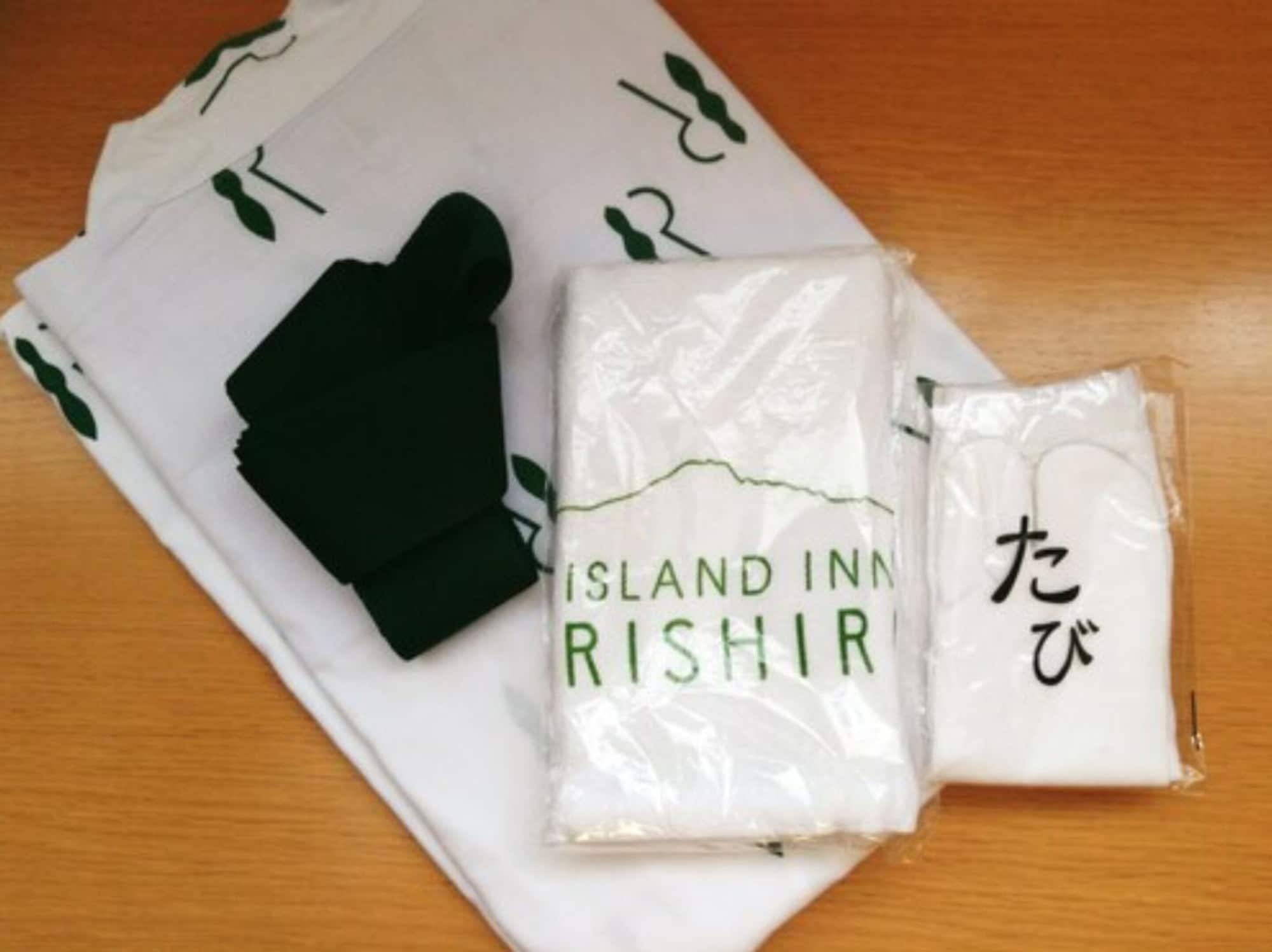 Island Inn Rishiri Bagian luar foto