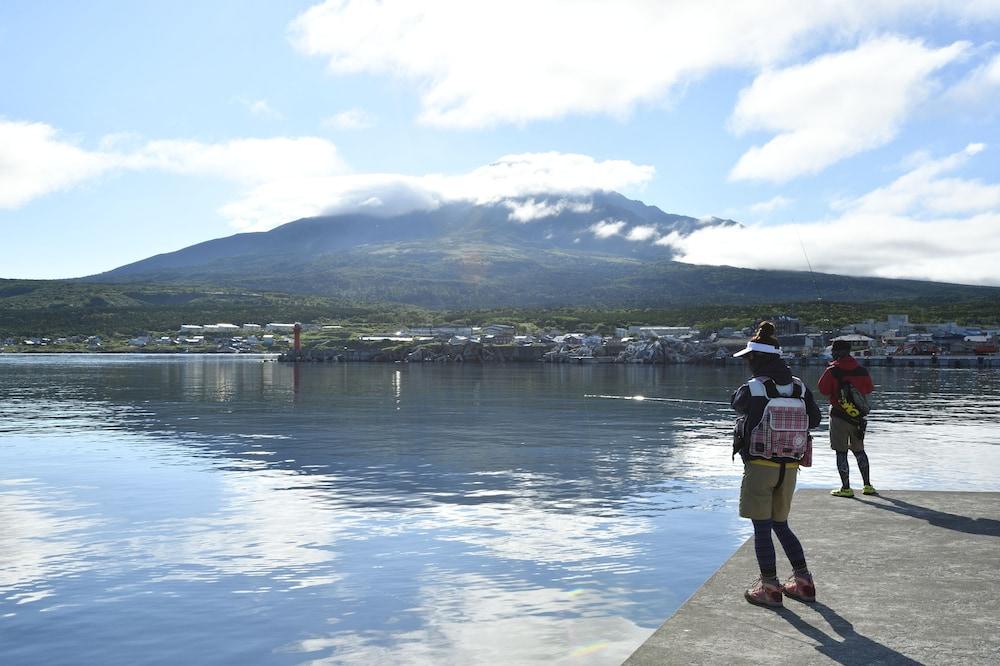 Island Inn Rishiri Bagian luar foto